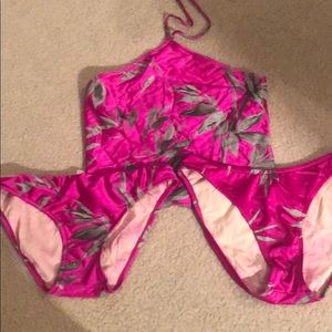 Victoria’s Secret Pink Leaf Pattern Tankini